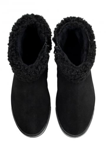 Зимние ботинки