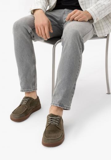 Ботинки на шнуровке