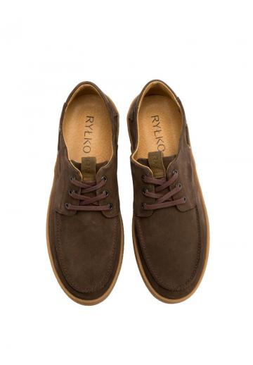 Ботинки на шнуровке