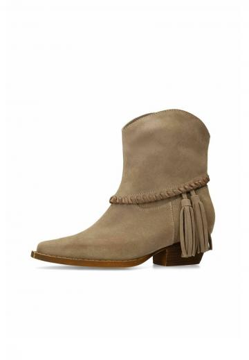 Ковбойские сапоги