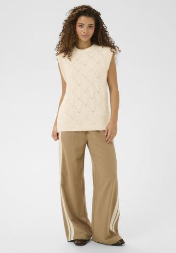 Пуловер без рукавов