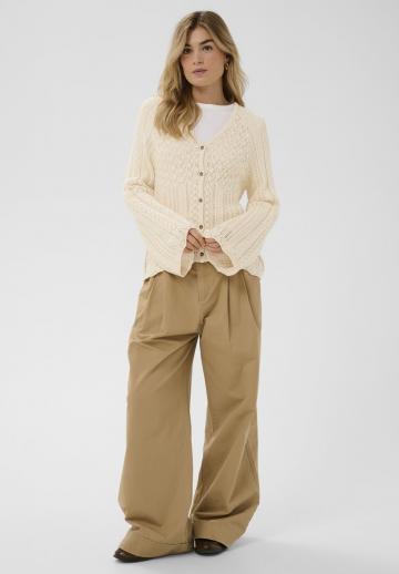 Вязаная кофта