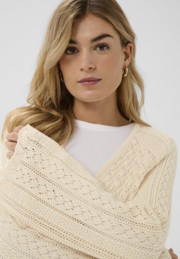 Вязаная кофта