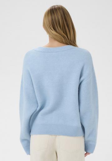 Пуловер с вырезом V