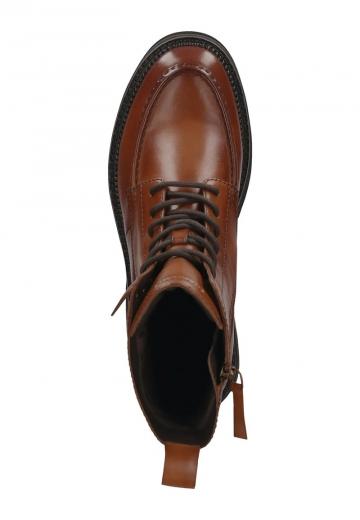 Ботинки на шнуровке