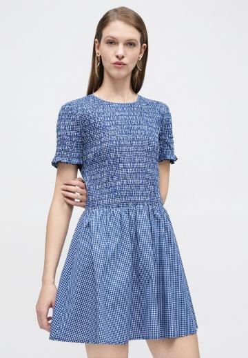 Короткое платье