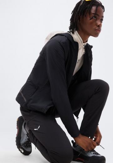 Спортивные штаны