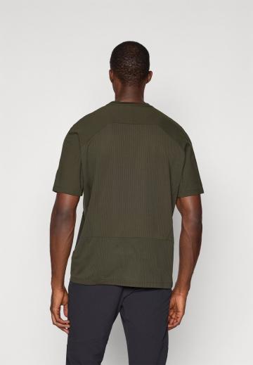 Спортивная майка