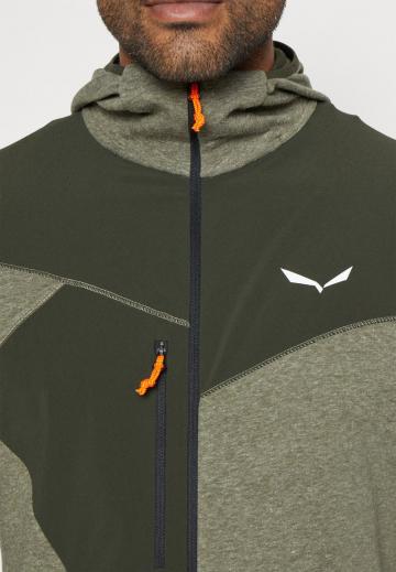 Спортивная куртка