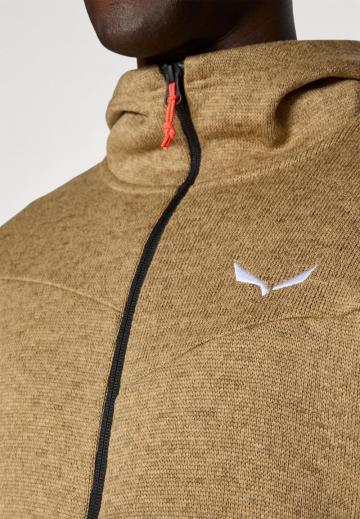 Спортивная кофта