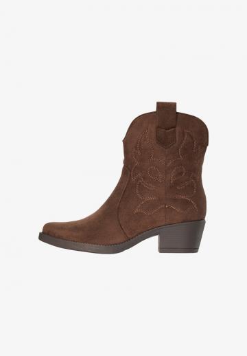 Ковбойские сапожки