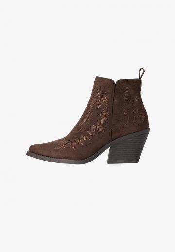 Ковбойские сапожки