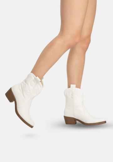 Ковбойские сапожки