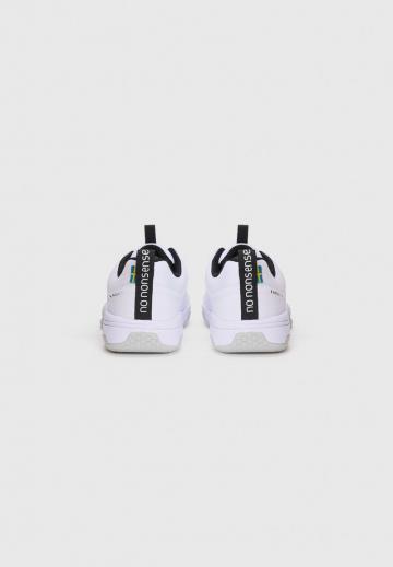 Кроссовки для зала