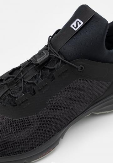 Беговые кроссовки