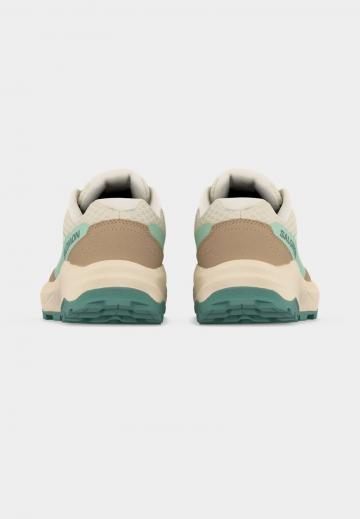 Походные ботинки