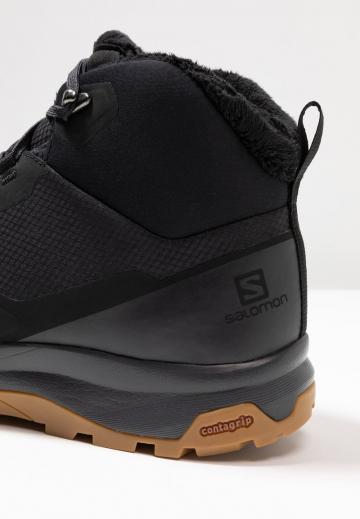 Походные ботинки