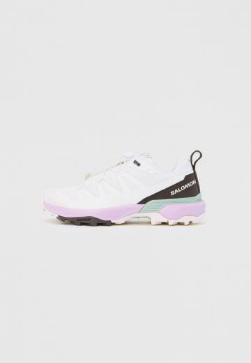 Походные ботинки