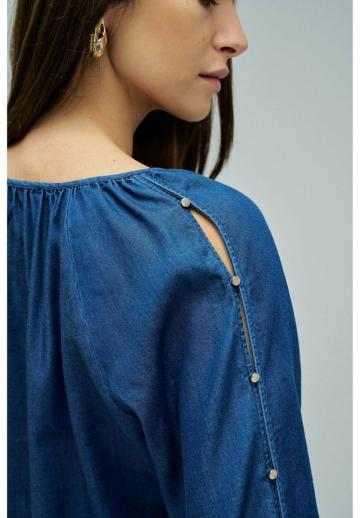Джинсовая блузка