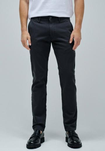 Узкие джинсы