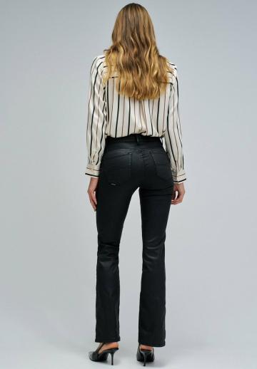 Клешеные брюки