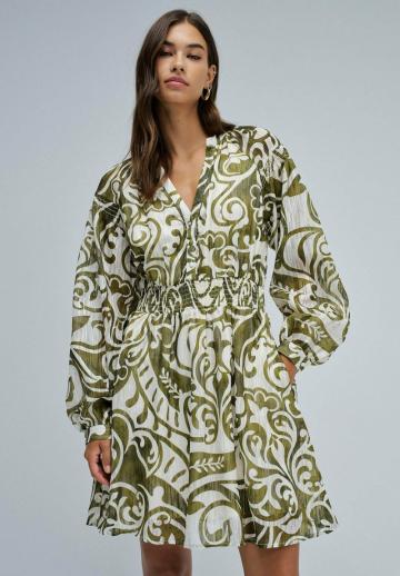 Короткое платье