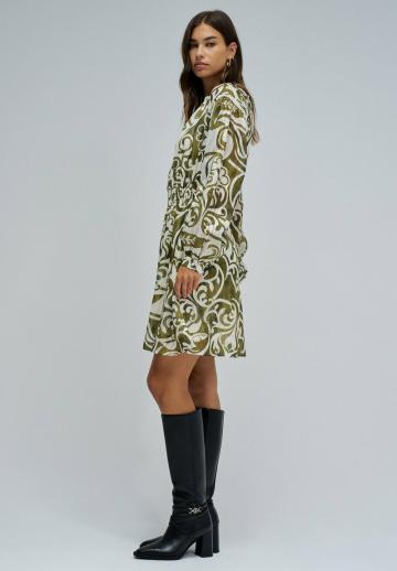 Короткое платье