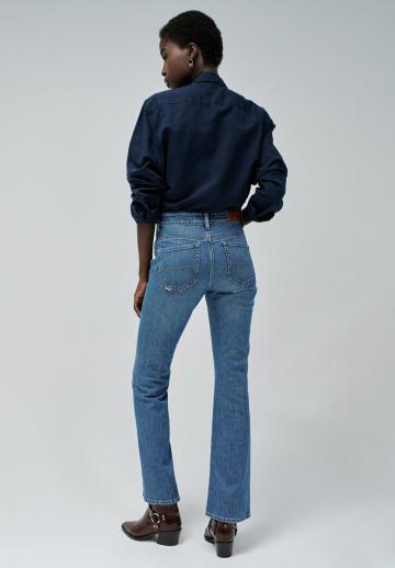 Клешеные брюки