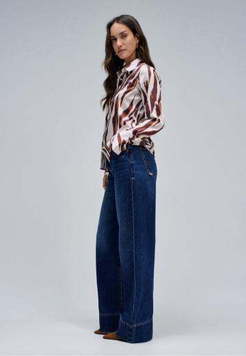 Атласная блузка