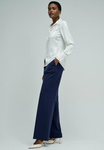 Атласная блузка