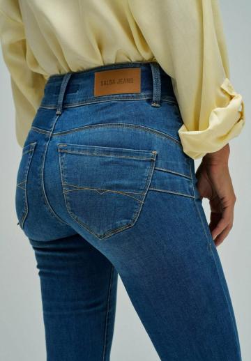 Клешеные брюки