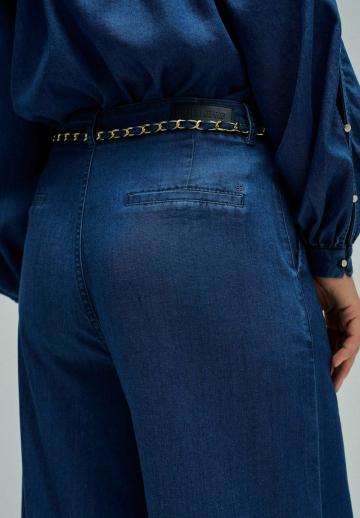 Свободные джинсы