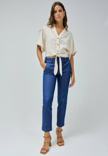 Короткие джинсы