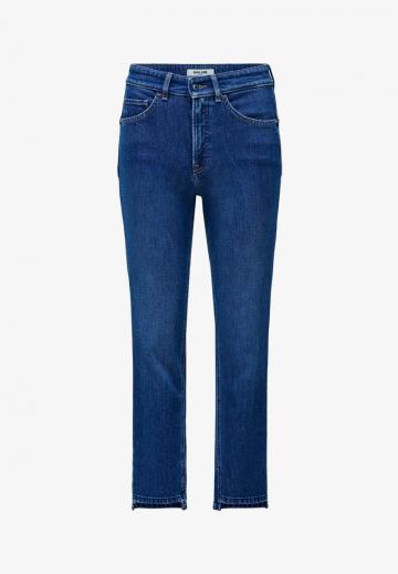 Короткие джинсы