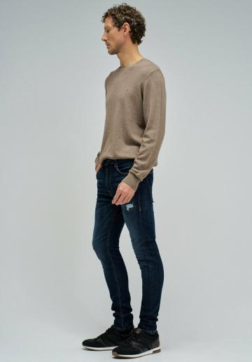 Узкие джинсы