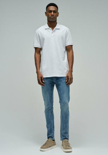 Узкие джинсы