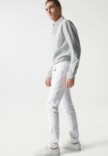 Узкие джинсы