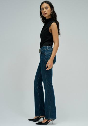 Клешеные брюки