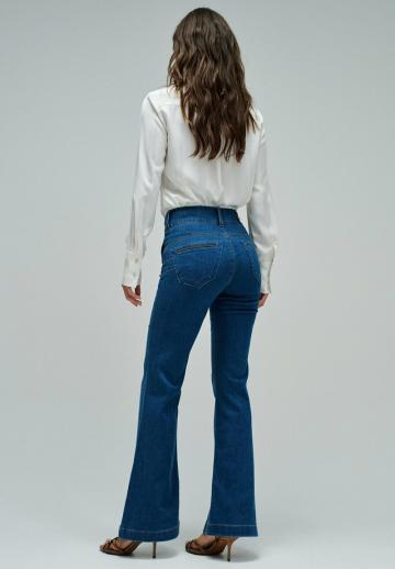 Клешеные брюки