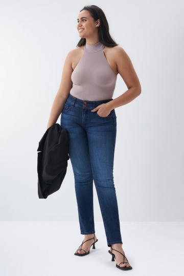 Прямые джинсы