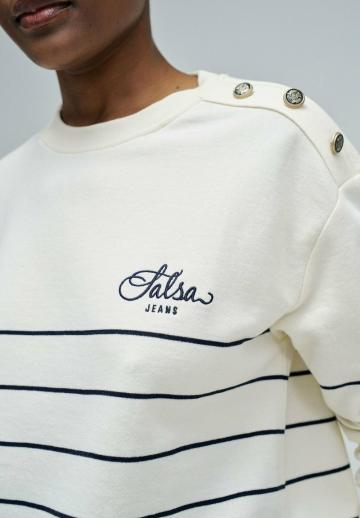 Пуловер в полоску