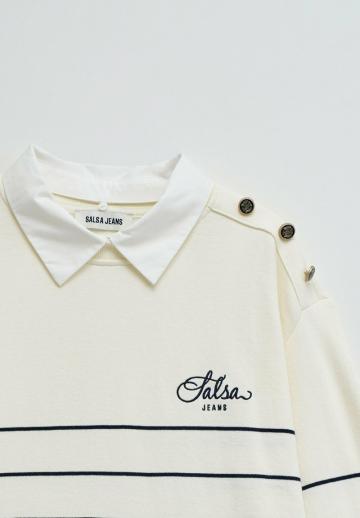 Пуловер в полоску