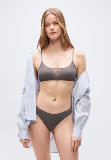 Бюстгальтер без косточек