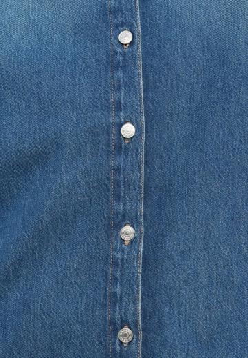 Джинсовая блузка