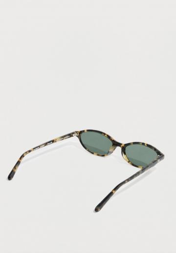 Солнечные очки