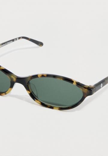 Солнечные очки