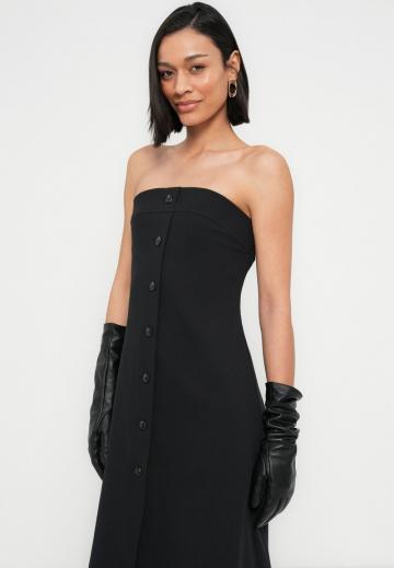 Платье без бретелек