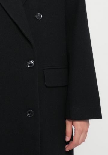 Шерстяное пальто