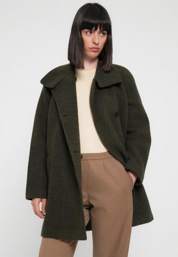 Шерстяное пальто