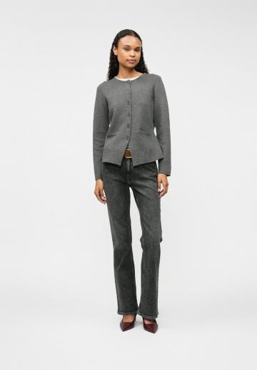 Клешеные джинсы